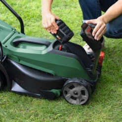 Bosch 18V Grasmaaier CityMower 32cm (zonder Accu) 22 Bosch 18V Grasmaaier CityMower 32cm (zonder Accu) -Bosch Bosch 123 1530