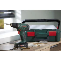 Bosch 18V Accuboormachine UniversalDrill Systeembox Met 241 Accessoires (incl. 2 Accu's 1.5Ah + Lader) -Bosch Bosch 123 242